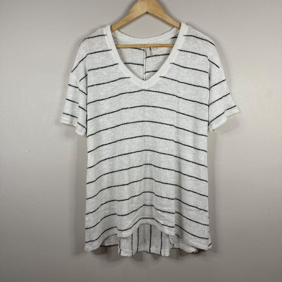 Cato White & Black Striped Lightweight V-Neck Short Sleeve Women's Top Size M - Picture 1 of 12